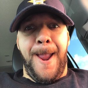 Meet your Posher, Raul